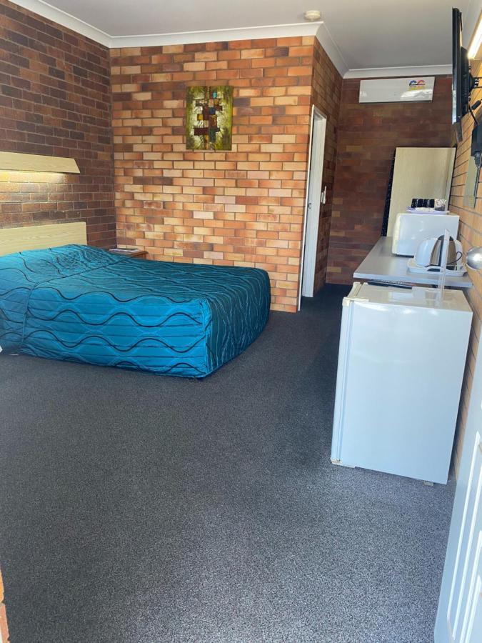 Glen Innes Lodge Motel Экстерьер фото