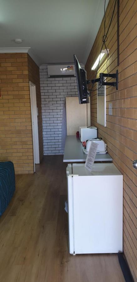 Glen Innes Lodge Motel Экстерьер фото