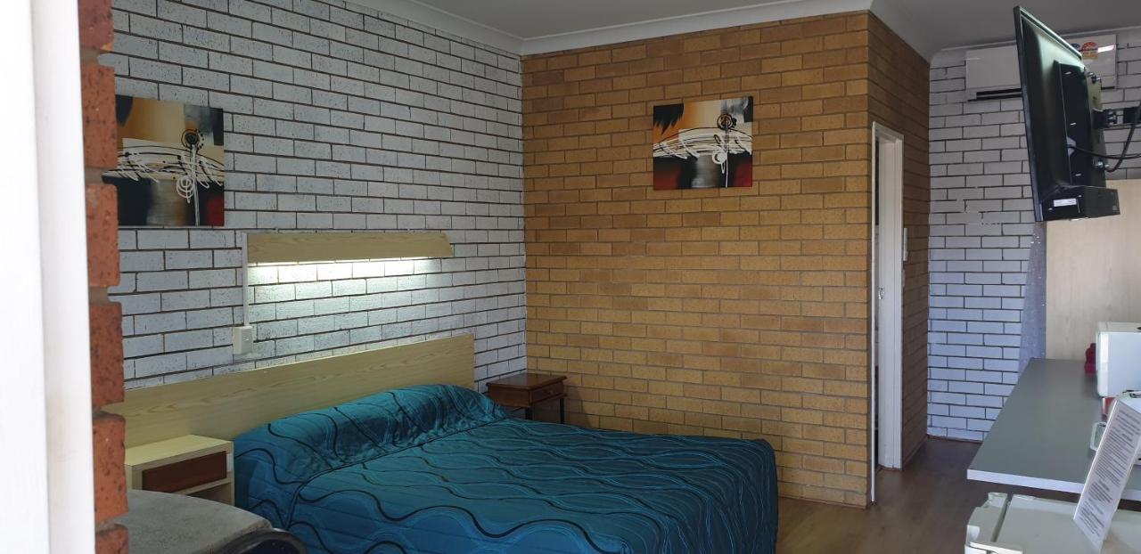 Glen Innes Lodge Motel Экстерьер фото