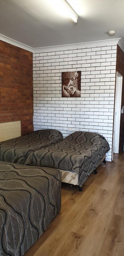 Glen Innes Lodge Motel Экстерьер фото