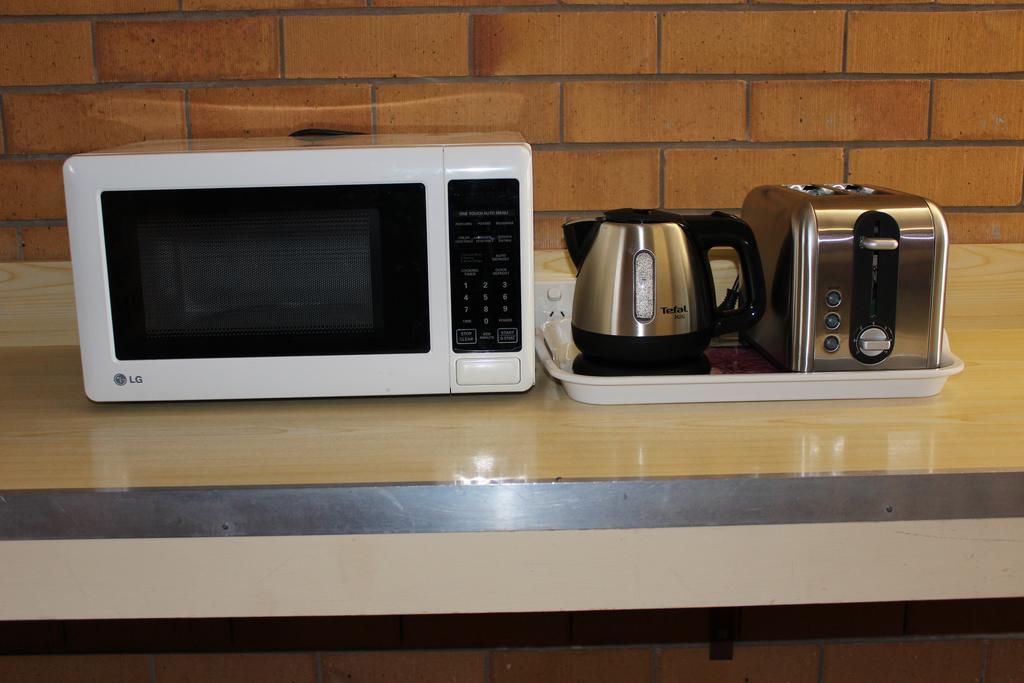 Glen Innes Lodge Motel Экстерьер фото
