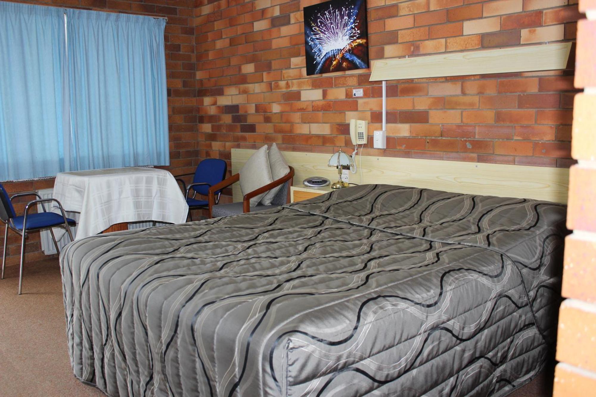 Glen Innes Lodge Motel Экстерьер фото