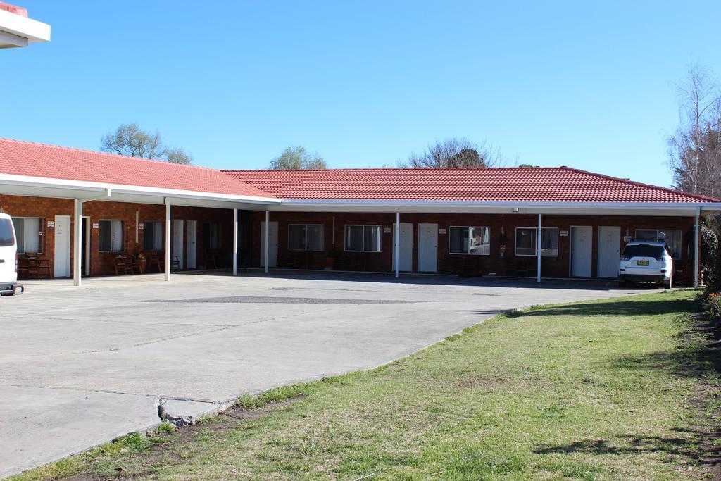 Glen Innes Lodge Motel Экстерьер фото