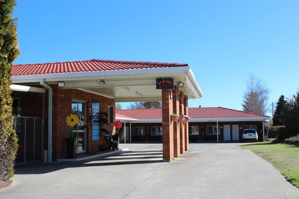 Glen Innes Lodge Motel Экстерьер фото