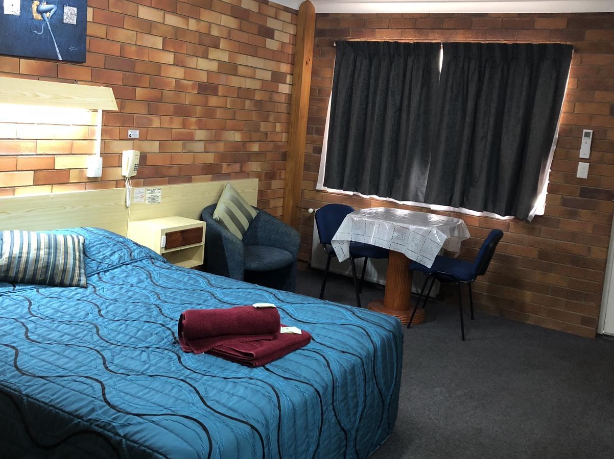 Glen Innes Lodge Motel Экстерьер фото