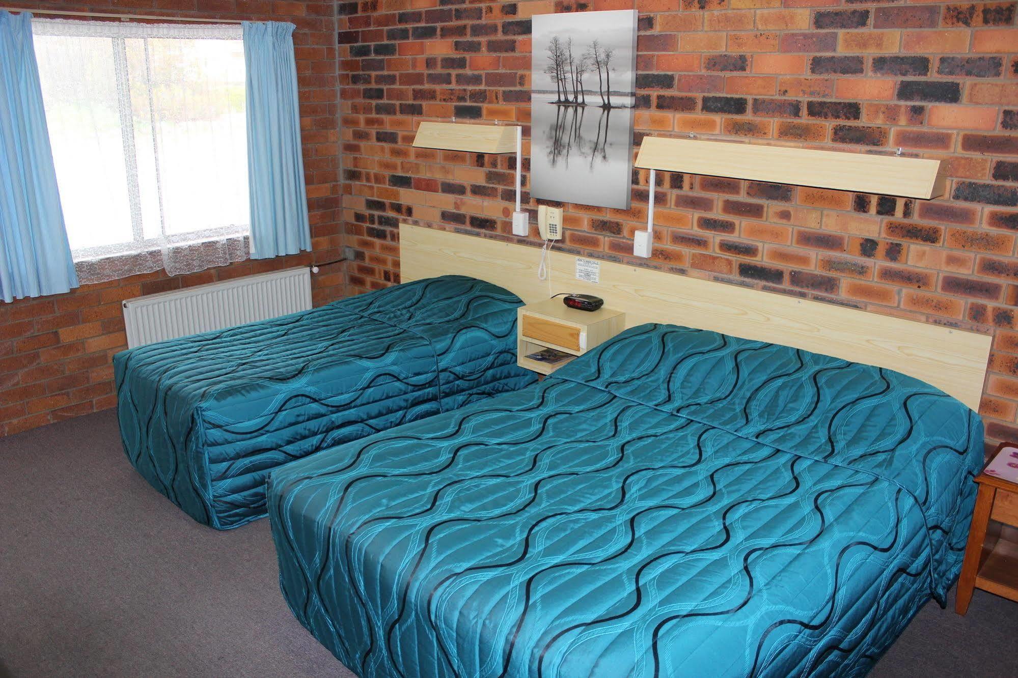 Glen Innes Lodge Motel Экстерьер фото